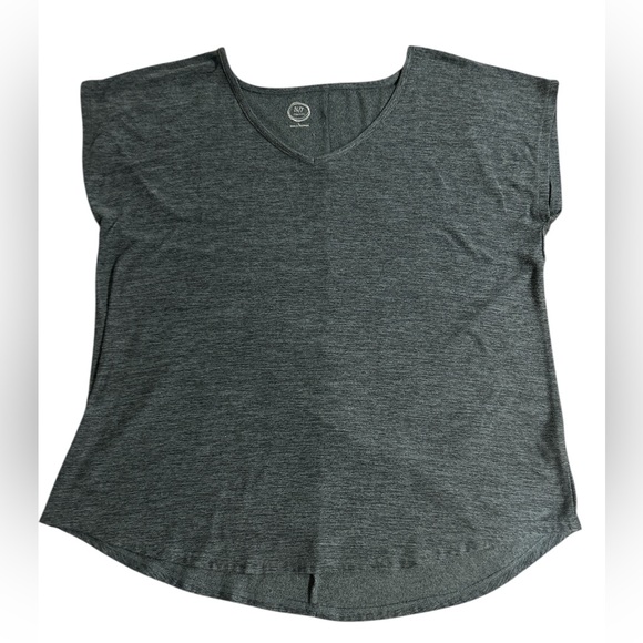 Maurices Tops - Maurice’s 24/7 T-Shirt Large